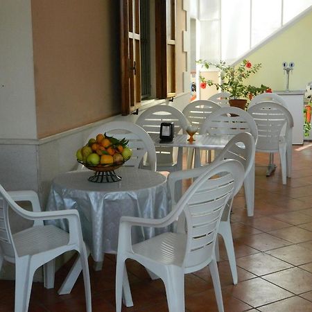 Villa Robinia Массафра Номер фото