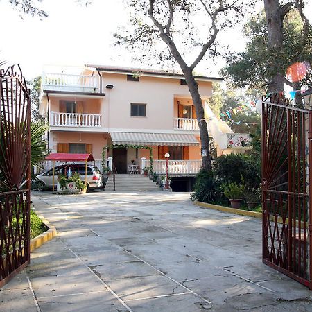 Villa Robinia Массафра Номер фото