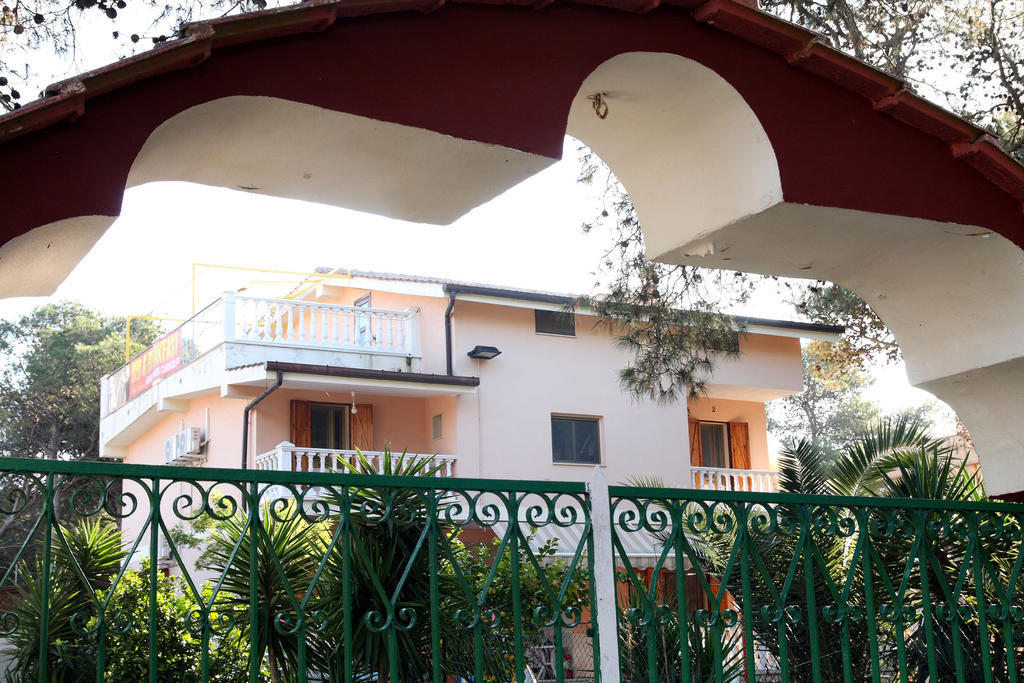 Villa Robinia Массафра Номер фото